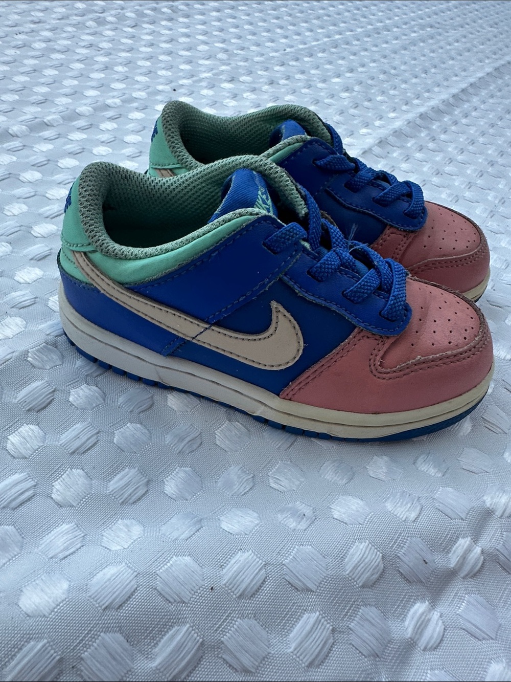 Nike Dunk Low SE TD Salmon Toe Sneakers Toddler Size 9C